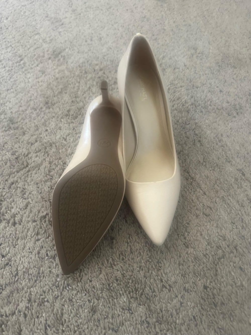 Michael Kors Blush Leather Pointed-Toe Pumps - Picture 3 of 3